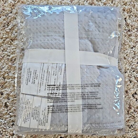 Pottery Barn Honeycomb Cotton Waffle Weave Standard Pillow Sham NEW Gray Mist - Picture 5 of 6